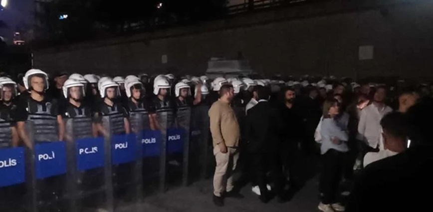 CHP İl Başkanlığı Çevresinde Yoğun Polis Önlemi