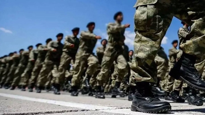 Hudut Hattında Çocuklara Su Veren Askerlere Soruşturma Açıldı