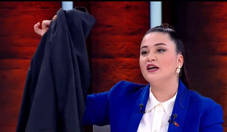 Kadıköy'de İYİ Parti Adayı Kübra Dursun, Kadın Belediye Başkanı Olmanın Vaktinin Geldiğini Belirtti