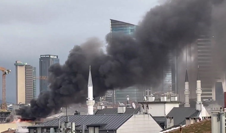 Mecidiyeköy’de Yangın: İşçiler Mahsur Kaldı