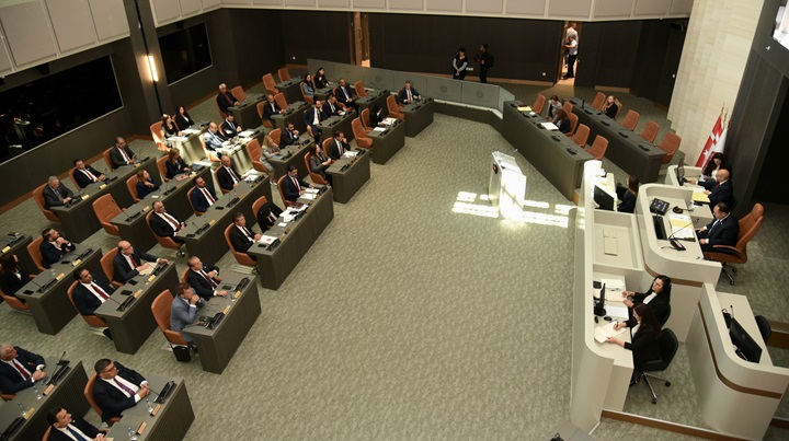 Meclis Genel Kurulu Gündemle Toplandı