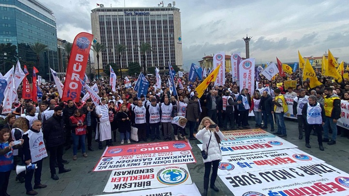 Memurlar İş Bıraktı, Türkiye Genelinde Alanlara Çıktı