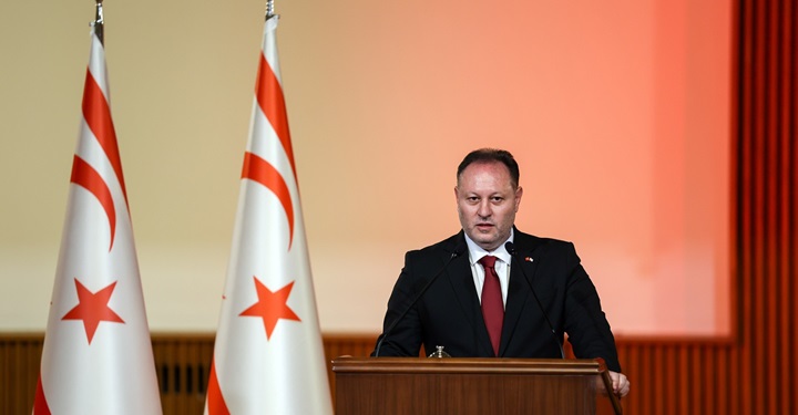 Öztürkler: Rum yönetimi boyundan büyük işlere kalkıştı