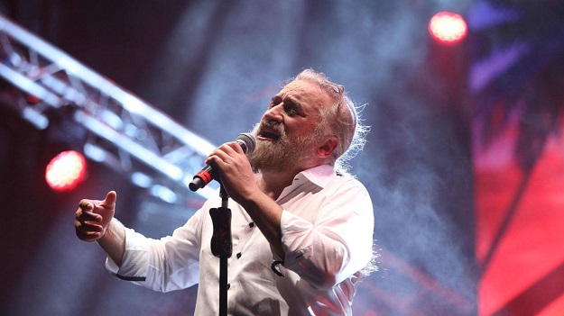 Volkan Konak'tan Diyanet'e Jet Yanıt